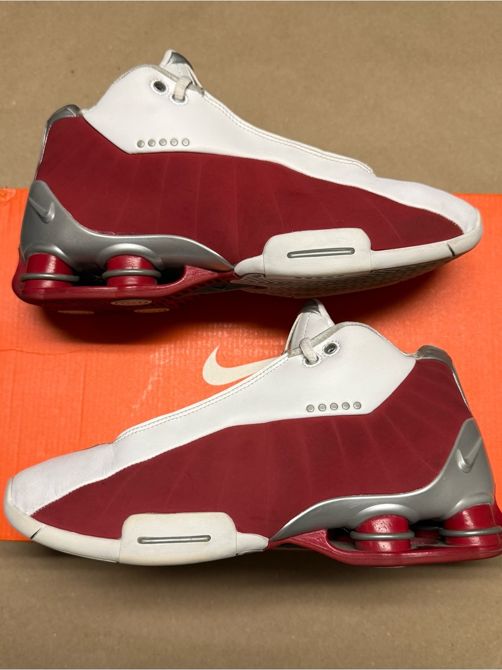 Nike Shox BB4 Varstiy Red 2019 Mens size 8.5 Basketball shoes Rare!